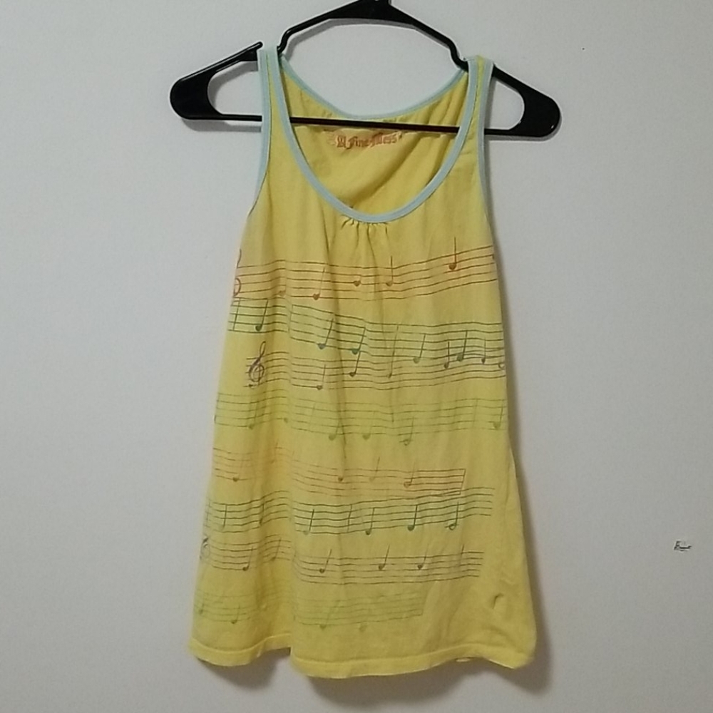 Yellow music note tank